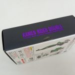 箱を斜め上から写したもの。上面の『KAMEN RIDER DOUBLE』の文字と側面の商品写真