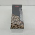 パッケージの側面。「ZX・TOLE」の表示と模様が写っています。