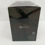 外箱の背面。アズールレーンのロゴと『鶴』の文字