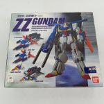 外箱の正面。『超合金 可変戦士 GD-60 ZZ GUNDAM』のロゴと機体・変形形態の絵