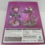 商品箱の背面のアップ。注意書き、miHoYoとAPEXのロゴ、バーコード