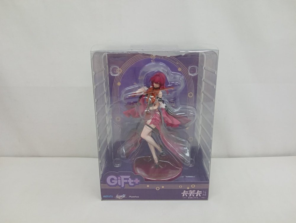 外箱の正面。窓越しにバイオリンを弾くカフカのフィギュアとGiFt+のロゴ