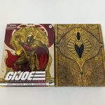 商品箱の正面と金色の装飾の内箱を並べた写真