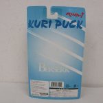 台紙の背面。KURI PUCK と BERSERK の印字があります。
