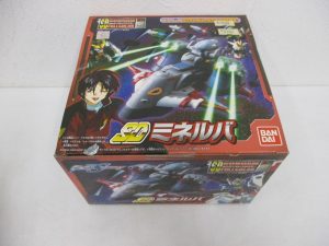 外箱の上面。SD ミネルバ のイラストとロゴがあります。