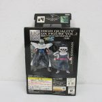 外箱の背面。ピッコロと孫悟飯の写真があります。