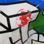 ESTATEのロゴのアップ。袋に汚れが付いています。