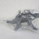 袋越しに撮影した本体の横。