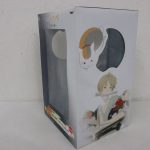 外箱の側面。ニャンコ先生のイラストがあります。