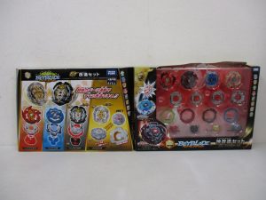 同じ出品の2箱を並べた正面。左の箱に GT 改造セット の印字があります。