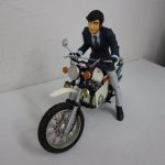 B-CLUB 本郷猛＆サイクロン号 1/12 フィギュアの全体。