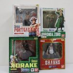 同じ出品の4箱を並べた正面。右下のシャンクスの箱が本商品です。