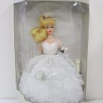 箱の正面。Wedding Day Barbie と Collector Edition の印字があります。