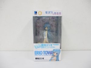 BEACH QUEENS 藤和エリオ 電撃スペシャルVer.の外箱正面。