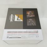 外箱の背面。商品写真2点と注意書きの表示