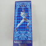 外箱の側面。KILLER QUEEN THIRDのロゴと全身のイラスト