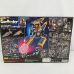 外箱の背面。変形合体やディスプレイの説明写真
