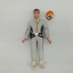 ウルトラ警備隊の隊員服を着た人形の全身とヘルメット