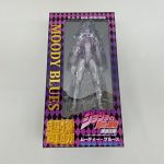 外箱の正面。窓越しのフィギュアと『MOODY BLUES』『超像可動』『ムーディー・ブルース』の表記