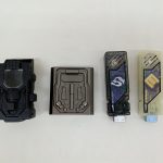 メモリのホルダー類とガイアメモリ2本を並べた状態