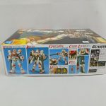 箱の側面。Front view・Rear view・Giant Gatlingなどの完成写真