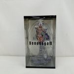透明の外箱の正面。Xenosaga IIIのロゴと中のT-elosのフィギュア