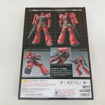 外箱の裏面。ザクIの写真と説明、バーコード