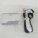 ガン型の部品と箱型の部品の裏側