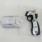 ガン型の部品とSB-333DVの表記がある部品