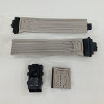 ベルト帯2本とホルダー類を並べた状態