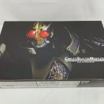 外箱の背面。ブレイドの絵とロゴ