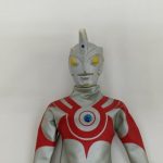 エースのマスクと胸のカラータイマー部分のアップ