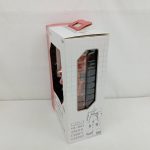 外箱の側面。窓とMS-06S ZAKU II CHAR'S CUSTOMの文字