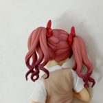 後頭部と髪を斜め上から写した拡大。