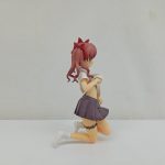 横から写した全身。