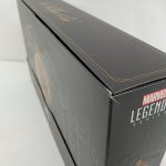 外箱の側面。「MARVEL LEGENDS SERIES」のロゴが印刷されています。