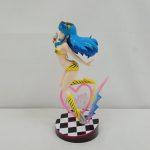 ラムのフィギュアを右側面から写した写真