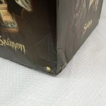外箱の側面と角の拡大