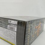 箱を斜めから写した側面と底面