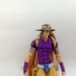 帽子をかぶったフィギュアの上半身の拡大
