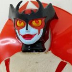 デビルマンのマスクの顔のアップ