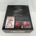 外箱の背面。『DARTH MAUL JAPANESE UKIYO-E STYLE』の文字と浮世絵風の絵、フィギュアの写真