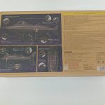 外箱の裏面。潜水艦の各部の写真と注意書き、バーコード