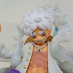 笑顔のルフィの顔と上半身の拡大