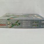 箱の長い側面。1/48 と品番11168、機体の説明