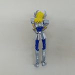フィギュアの全身背面