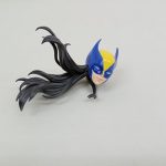 マスクを着けた交換用の頭部