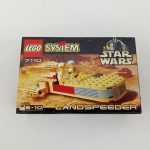 箱の正面。『LEGO SYSTEM STAR WARS 7110 LANDSPEEDER』のロゴとランドスピーダーの写真