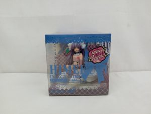 透明なケース入りの箱の正面。HIMEKURI IMAGE GIRL の文字と moda Bianca 白版のシール