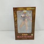 外箱の正面。窓から見えるフィギュアと『BASTARD!!』のロゴ、『SEAN・HARRI シーン・ハリ』の文字